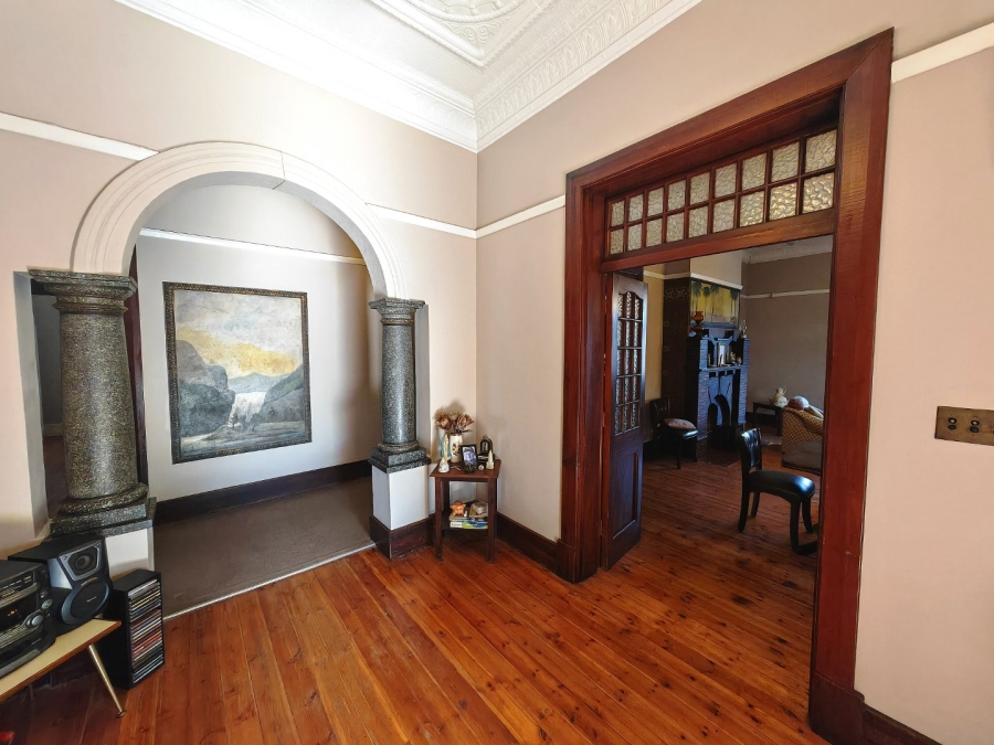 5 Bedroom Property for Sale in Navalsig Free State